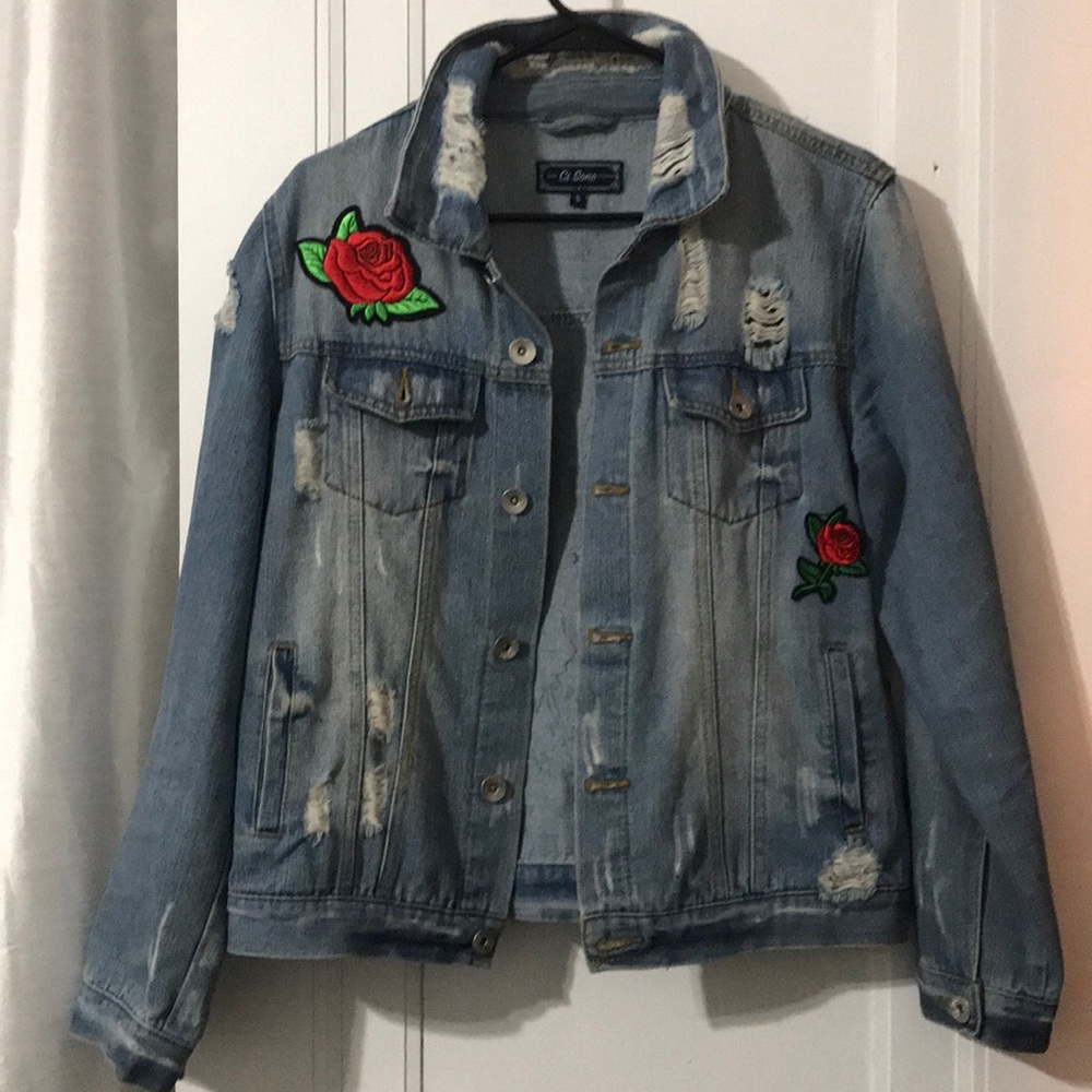 Jean jacket with embroidery